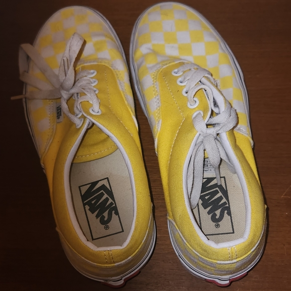 Vans Unisex Yellow Checkered Low Top Sneakers - Picture 4 of 5